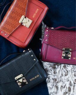 Bordeaux, Black & Cognac - Welke matcht met jouw mood vandaag? 🤍
#NOYANOIR #timelessstyle #whichoneisyours